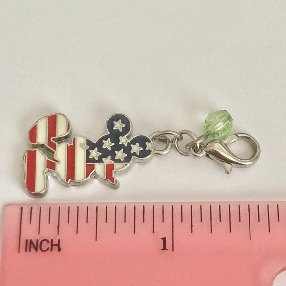Vintage Disney Patriotic Mickey Mouse US American Flag Clip On Charm Zipper Pull - Picture 7 of 7
